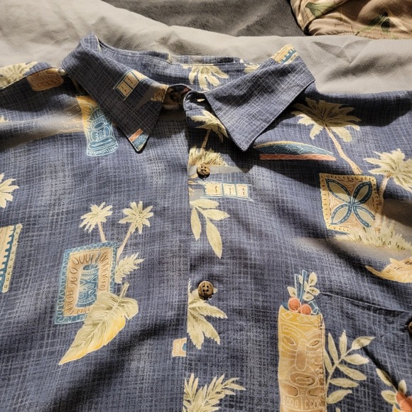 island shores Other - Island Shores Mens 2xl Button Down Hawaiian Shirt Resortwear Tropical‎